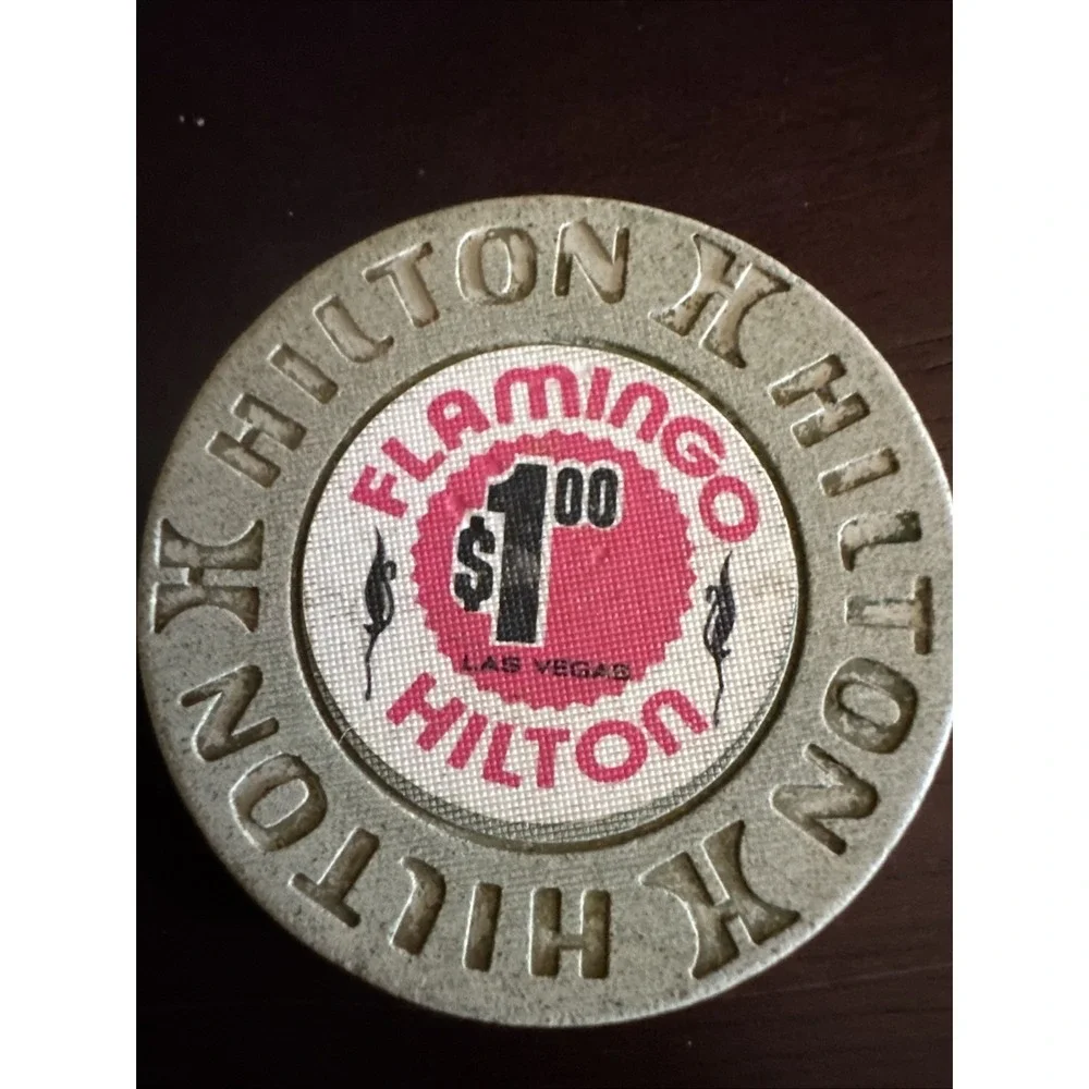 FLAMINGO HILTON CASINO LAS VEGAS NEVADA $1 CHIP 1975 VINTAGE